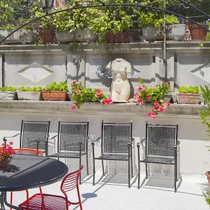  Apartment Family With Terrace Italy